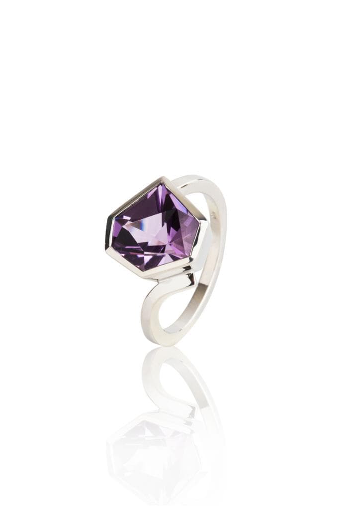 Amethystring "Emma"