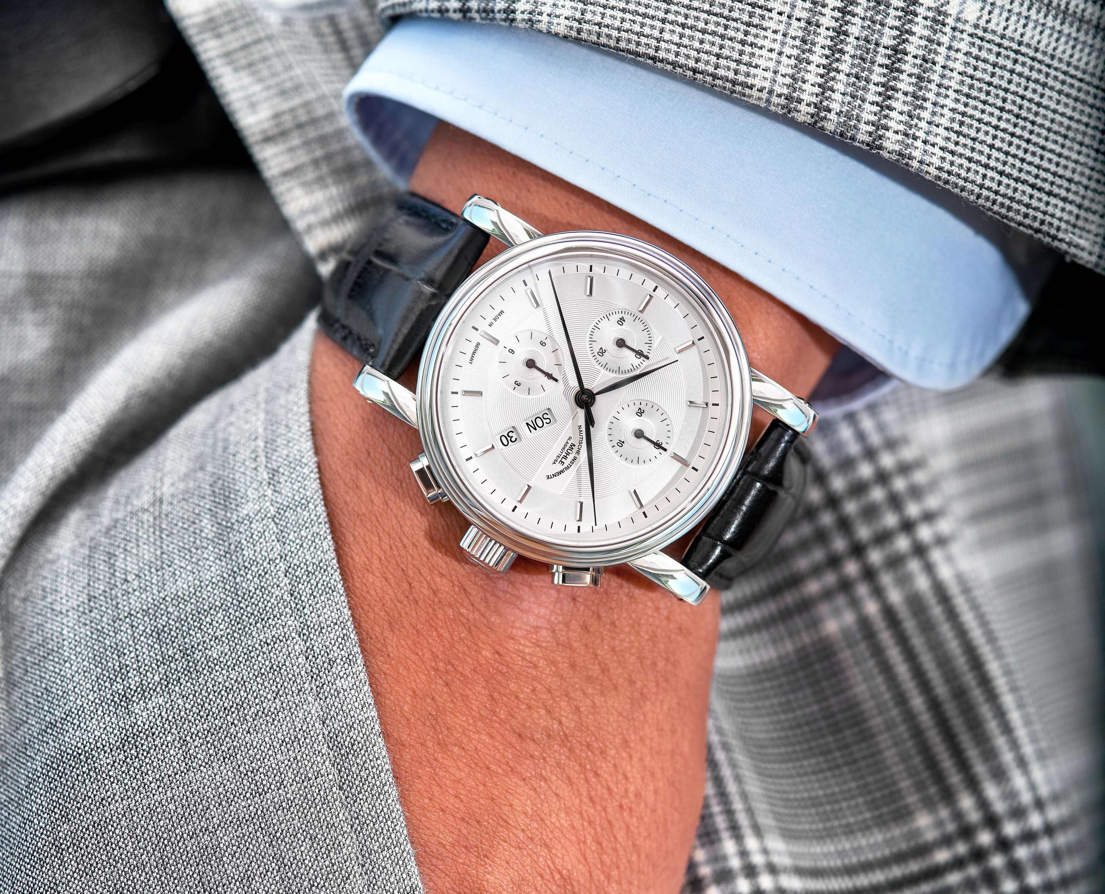 Entdecken Sie jetzt die Vielfalt der Mühle Glashütte Teutonia II Linie. Jetzt das Lieblingsmodel finden!